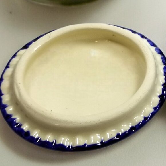 Vintage Cobalt Blue & White Porcelain Small Jewelry Trinket Box with Cover - Picture 7 of 11